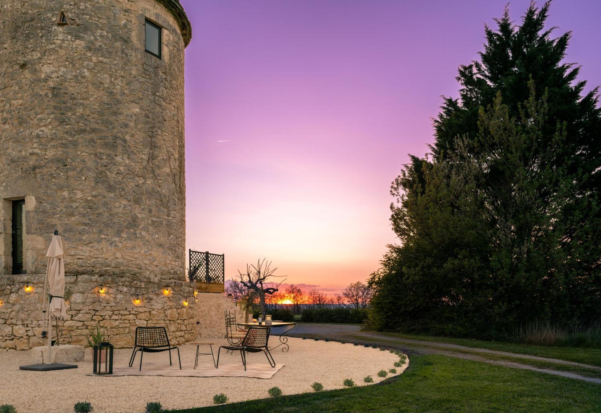 Enchanting Windmill Retreat Loubes-Bernac Zewnętrze zdjęcie